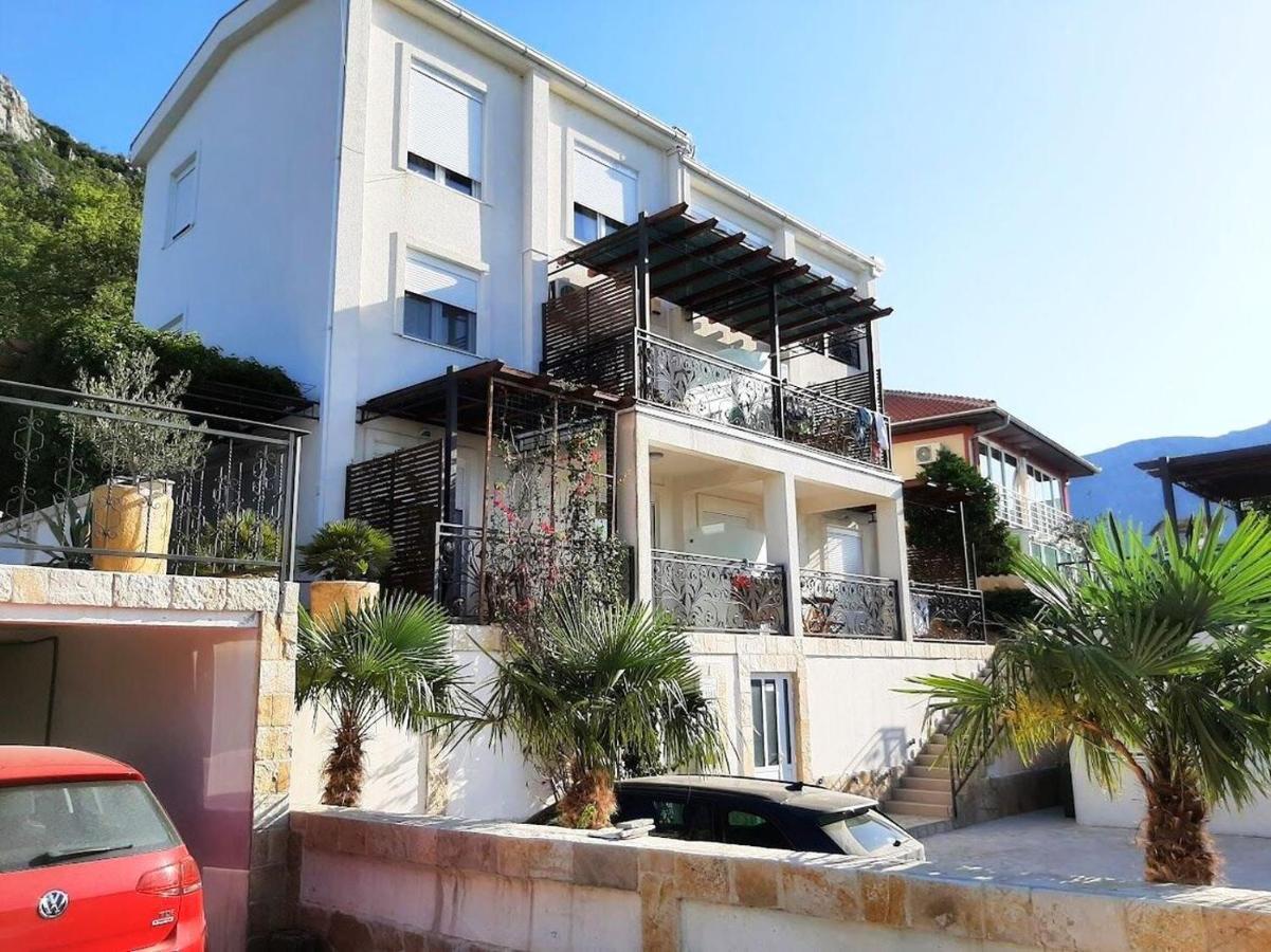 Apartments Oktopus Sutomore Eksteriør billede